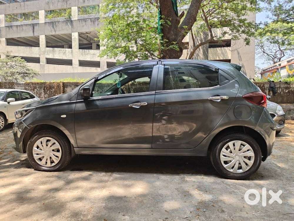 Tata Tiago 1.2 Revotron Xm Cng, 2022, Cng & Hybrids
