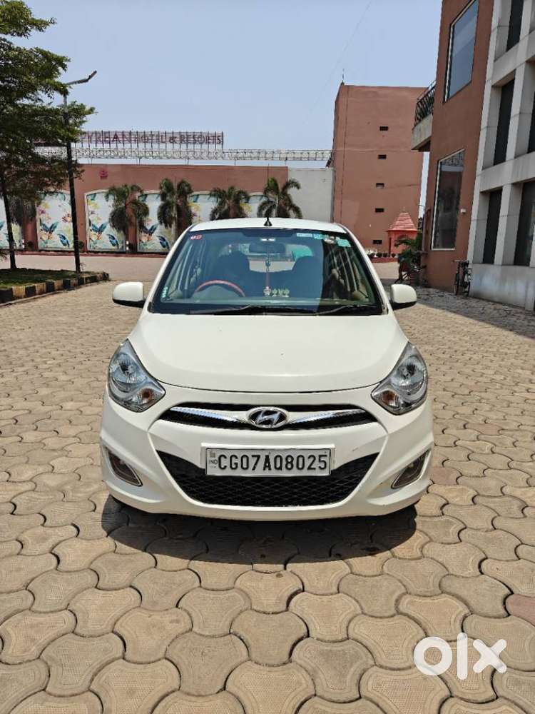 Hyundai I10 Sportz, 2014, Petrol