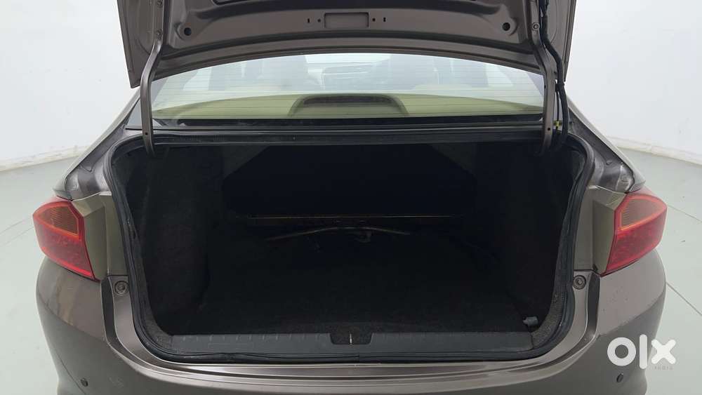 Honda City I-vtec Sv, 2015, Petrol