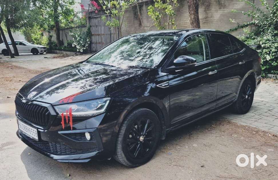 Skoda Slavia Sportline 1.0l Tsi Mt, 2025, Petrol