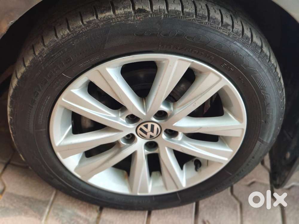 Volkswagen Polo Petrol Highline 1.2l, 2014, Petrol