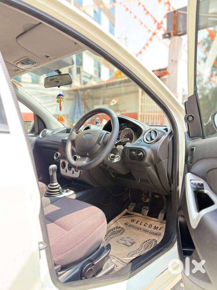 Ford Figo 2010-2012 Petrol Zxi, 2011, Petrol