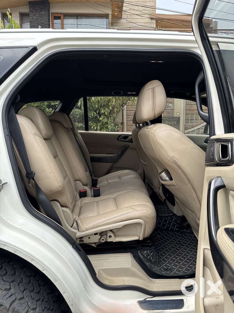 Ford Endeavour 3.2 Titanium At 4x4, 2016, Diesel