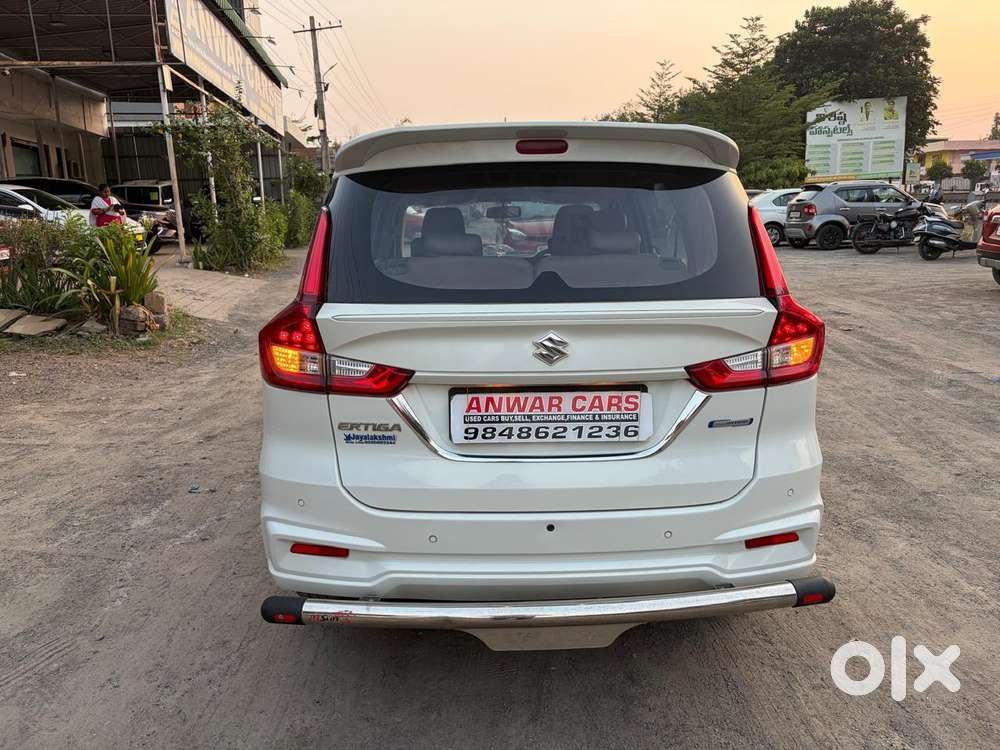 Maruti Suzuki Ertiga Vxi Shvs, 2024, Petrol