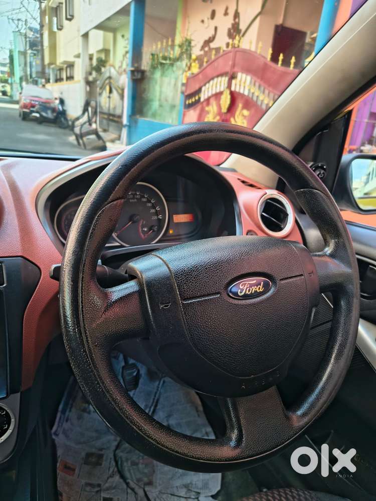 Ford Figo Diesel Titanium, 2010, Diesel