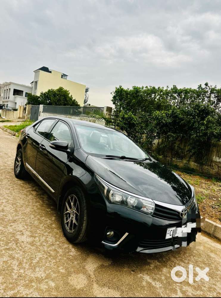 Toyota Corolla Altis J, 2014, Diesel