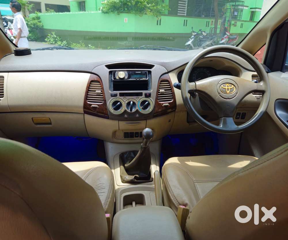 Toyota Innova 2.5 G (diesel) 8 Seater, 2006, Diesel