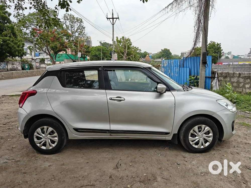 Maruti Suzuki Swift Vxi + Manual, 2019, Petrol