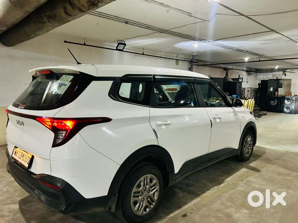 Kia Carens 1.4 Prestige 7 Str, 2023, Petrol