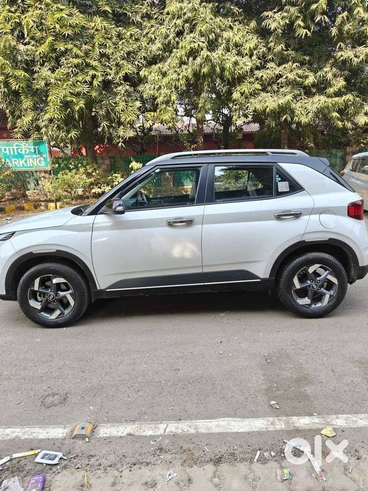Hyundai Venue Sx Dual Tone Turbo, 2020, Petrol