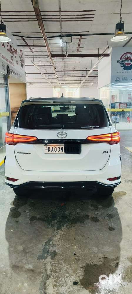 Toyota Fortuner Legender 4X4 AT 2.8, 2022, Diesel