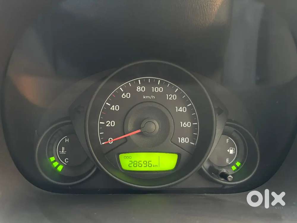 Hyundai Eon 1.0 Magna 2012 Petrol Only 28000 Km Driven