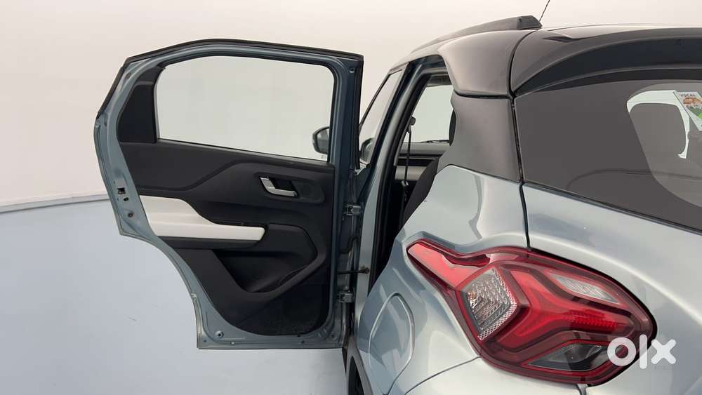 Tata Punch 1.2 Revotron Creative Dual Tone, 2022, Petrol