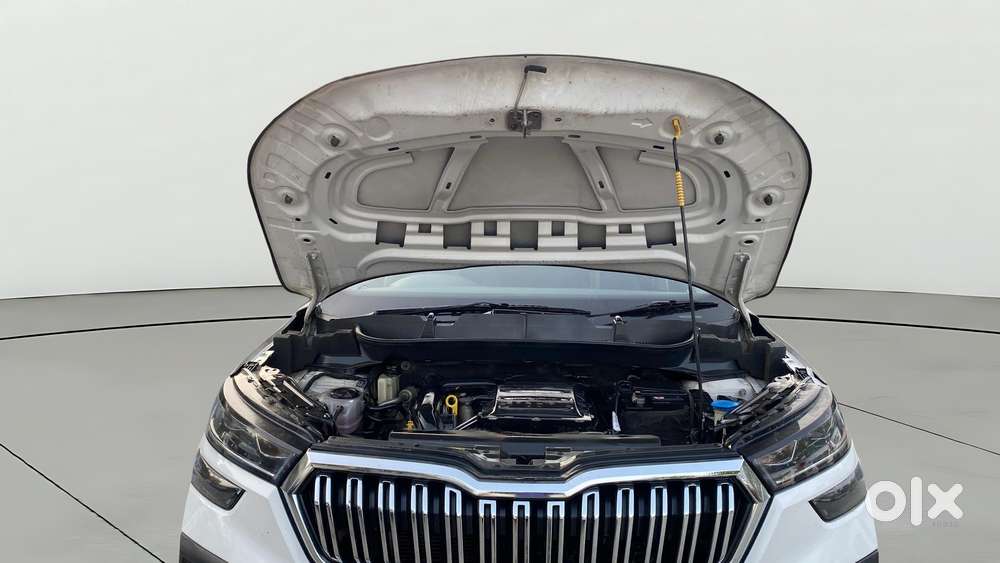 Skoda Kushaq 1.0 Ambition Classic Tsi At, 2023, Petrol