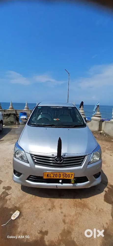Toyota Innova 2.5 G 2012 Manual Diesel