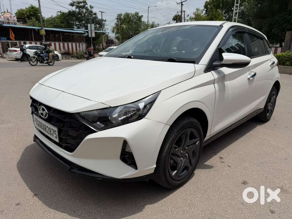 Hyundai I20 1.2 Sportz (o), 2023, Petrol