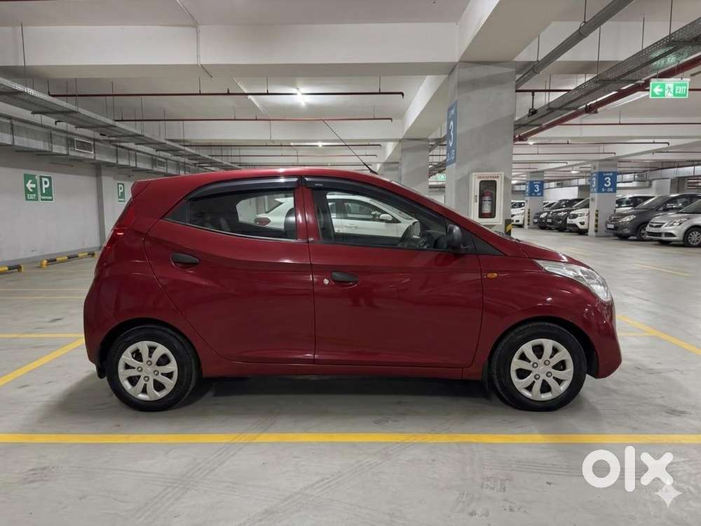 Hyundai 2017 Petrol Car