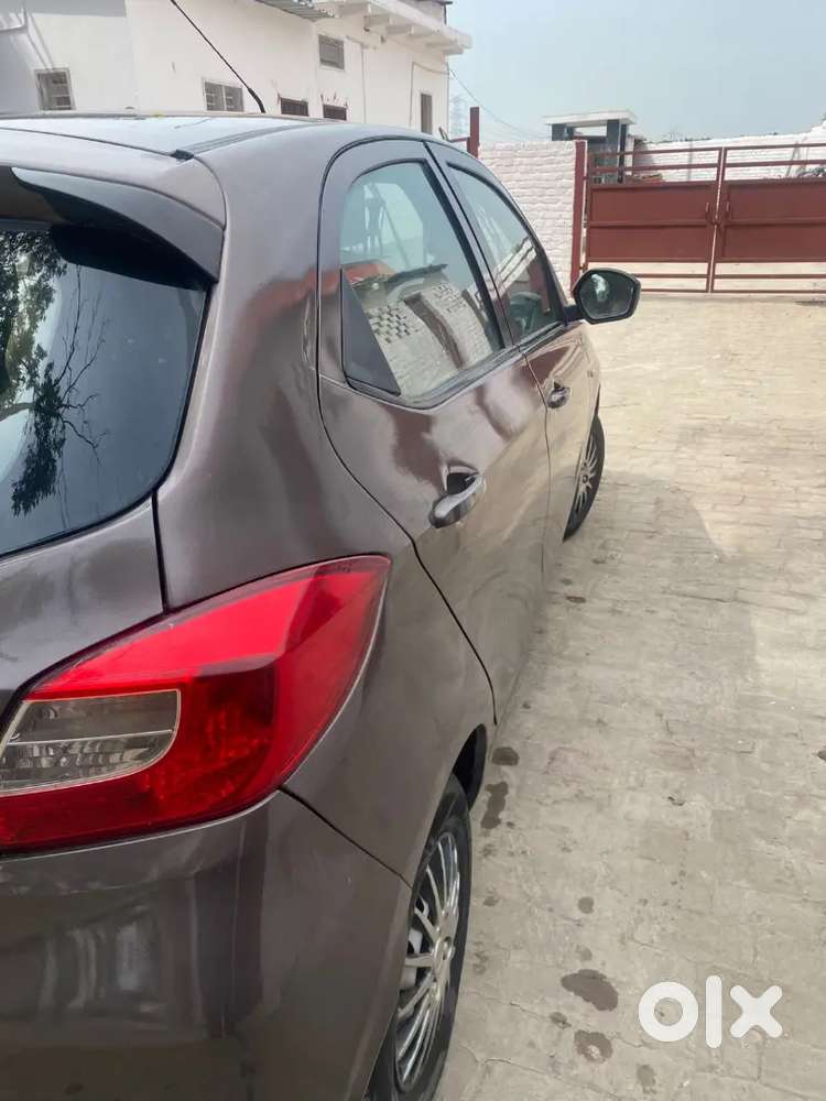 Tata Tiago 2017 Petrol 72000 Km Driven