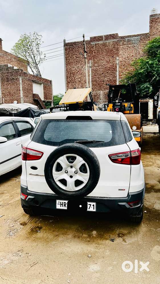 Eco Sport Well Maintained With 22+ Average Driven By Doctor