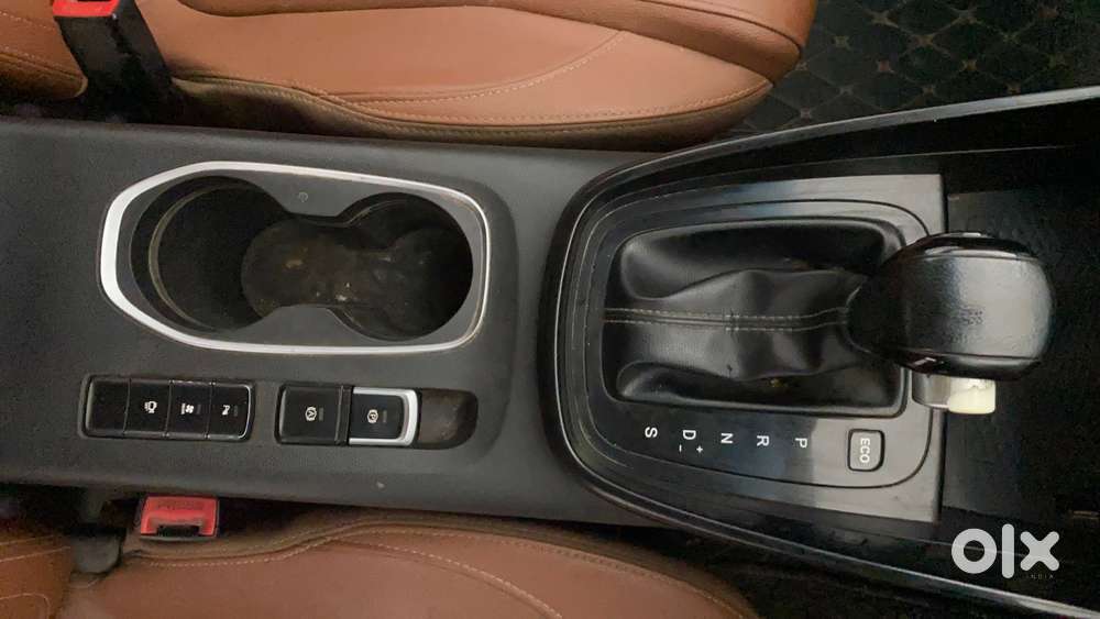 Mg Hector Plus 1.5 Sharp Turbo Cvt 6 Str, 2021, Petrol