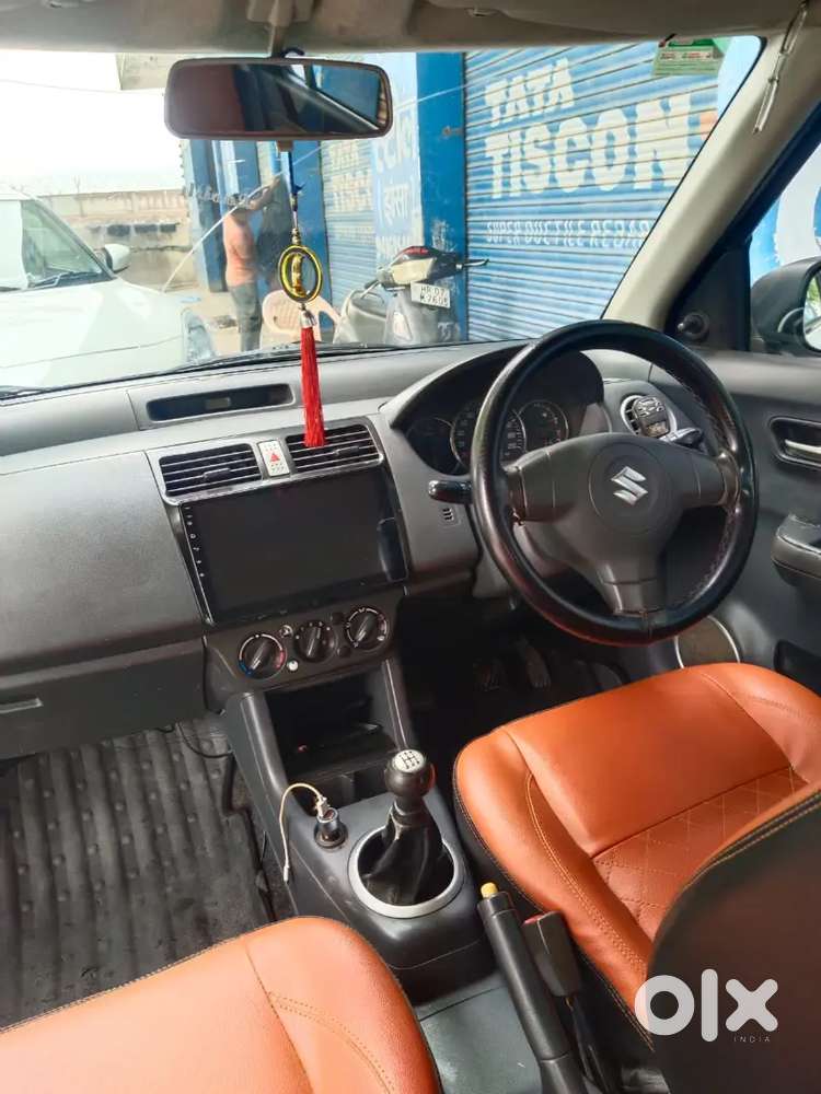 Maruti Suzuki Swift 2011 Petrol