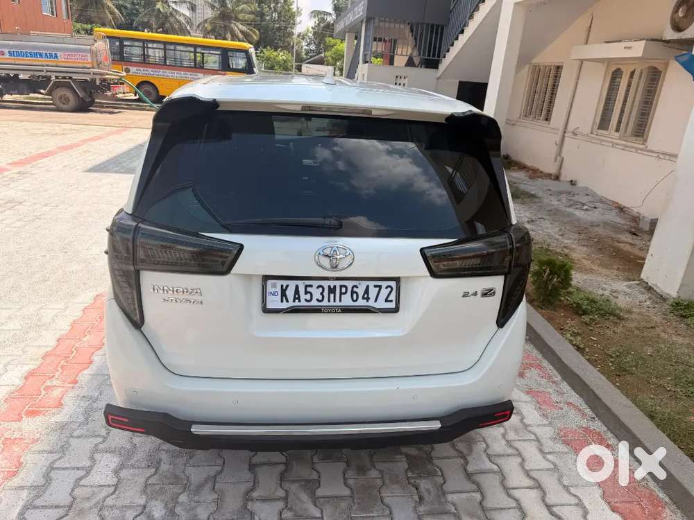 Toyota Innova Crysta 2022 Diesel Well Maintained