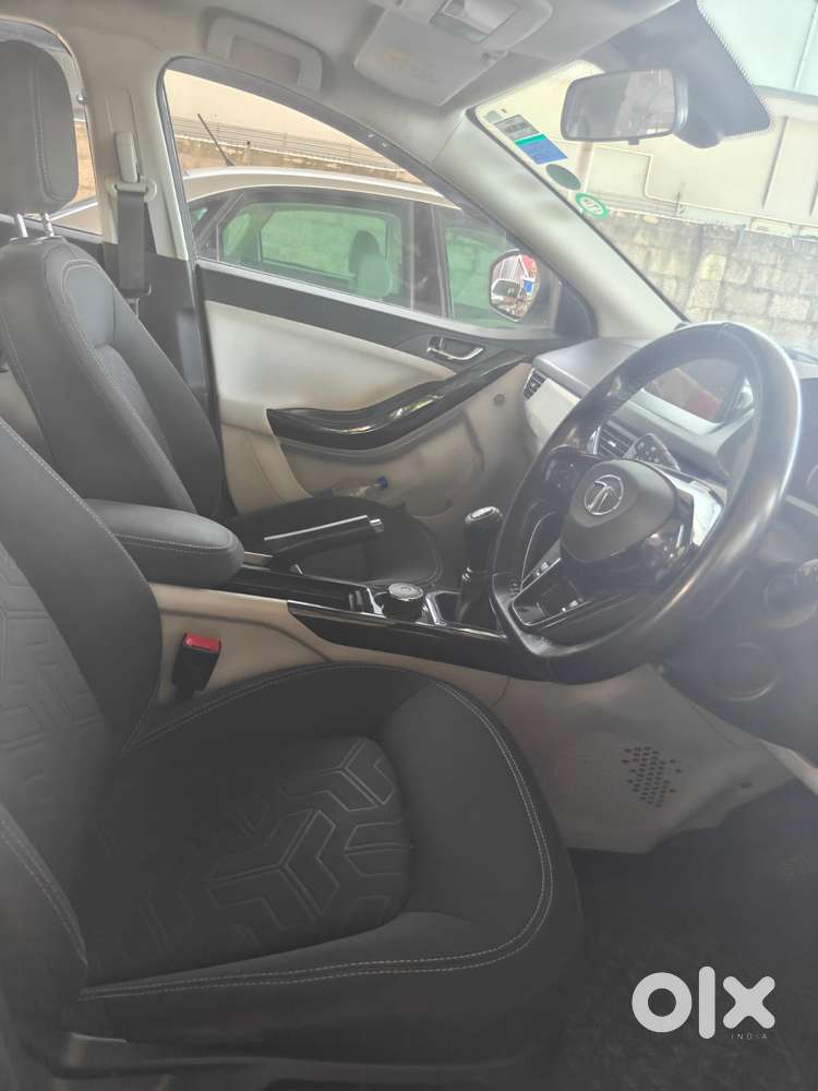 Tata Nexon 1.2 Revotron Xz Plus (s), 2020, Petrol