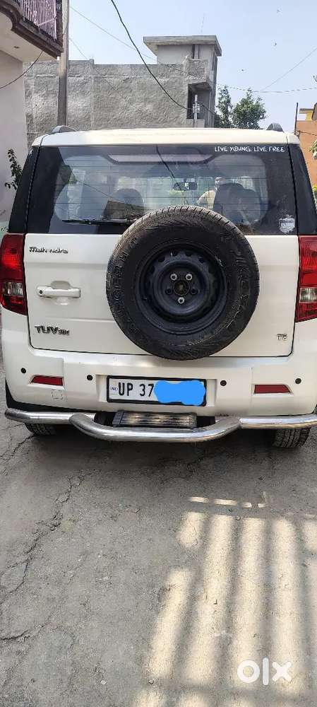 Mahindra Tuv 300 2017 Diesel Well Maintained