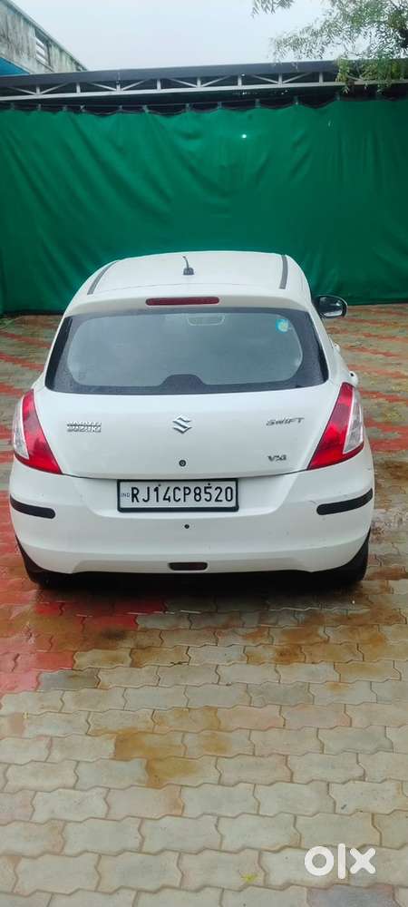 Maruti Suzuki Swift Vxi 2013 Cng