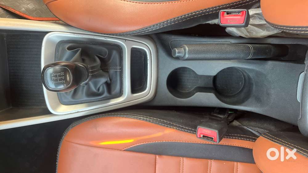 Hyundai Venue 1.2 S (o), 2022, Petrol