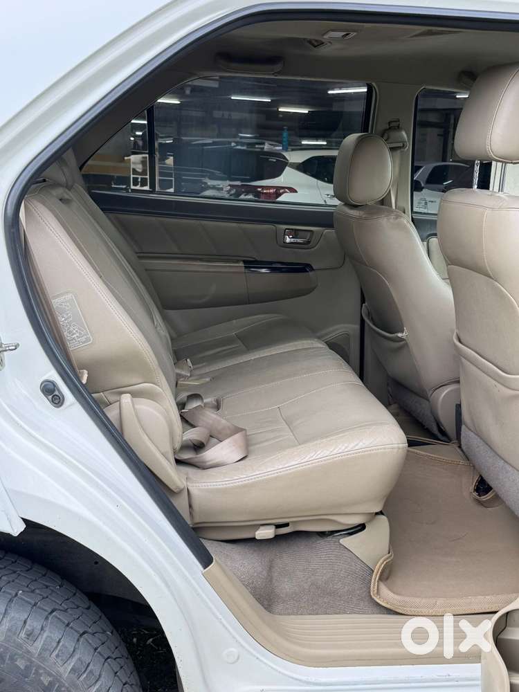 Toyota Fortuner 2011-2016 4x4 Mt, 2012, Diesel