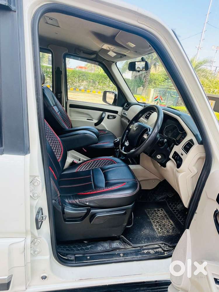 Mahindra Scorpio Classic 2.2 S 11 Mt 7 Str, 2022, Diesel