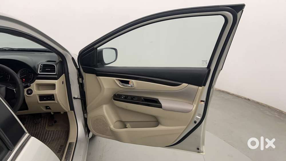 Maruti Suzuki Ciaz Alpha 1.5 Dual Tone, 2017, Petrol