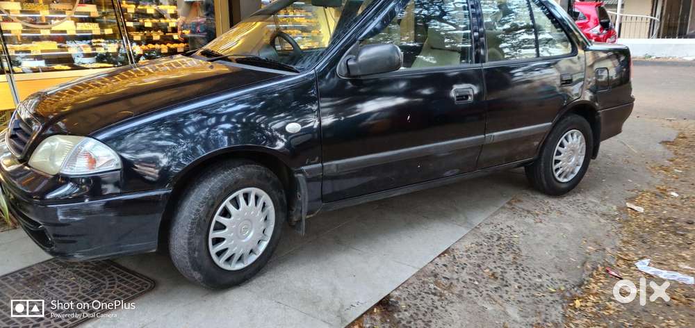 Maruti Suzuki Esteem 2005 Petrol