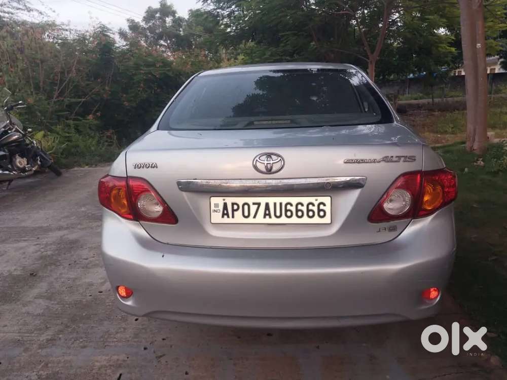 Toyota Corolla Altis 2009