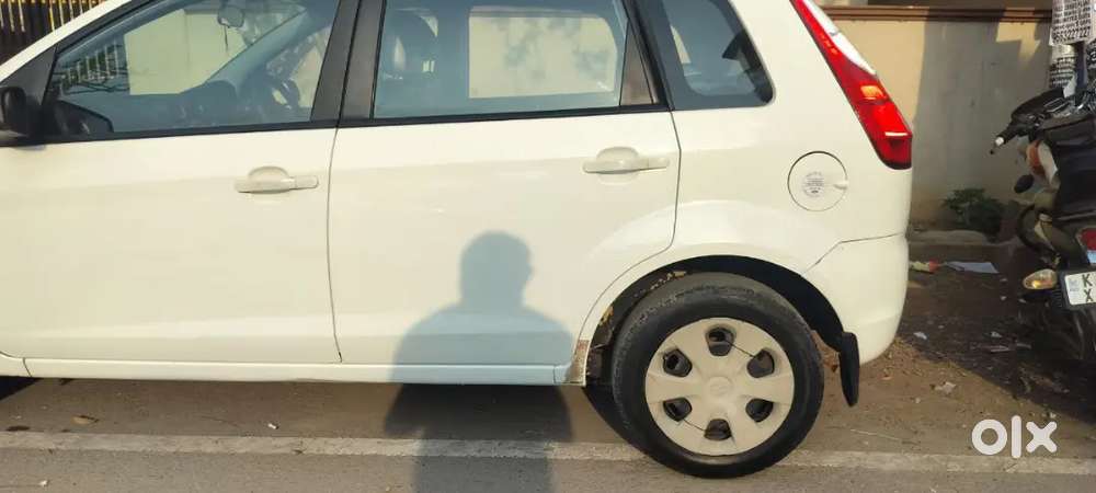 Ford Figo 2011 Petrol 70976 Km Driven
