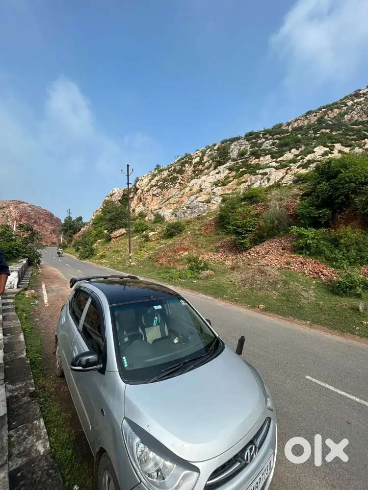 Hyundai I10 Sportz 2013 Petrol