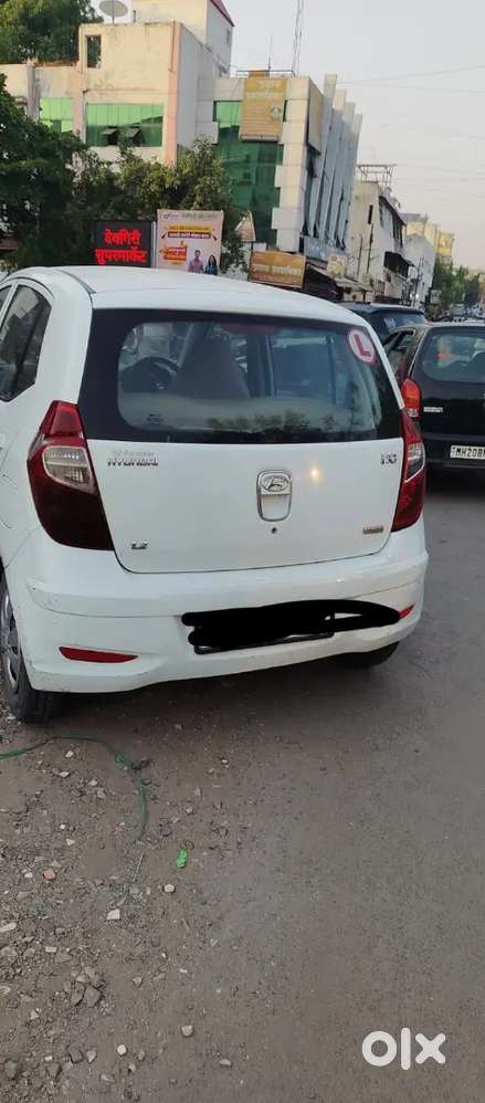 Hyundai I10 2011 Petrol 35000 Km Driven