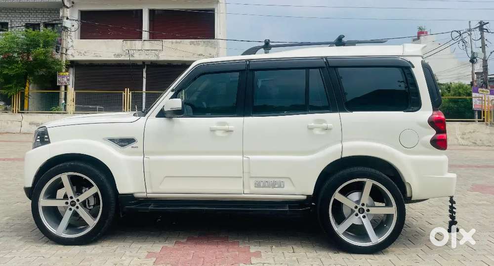 Mahindra Scorpio 2020 Diesel 36000 Km Driven