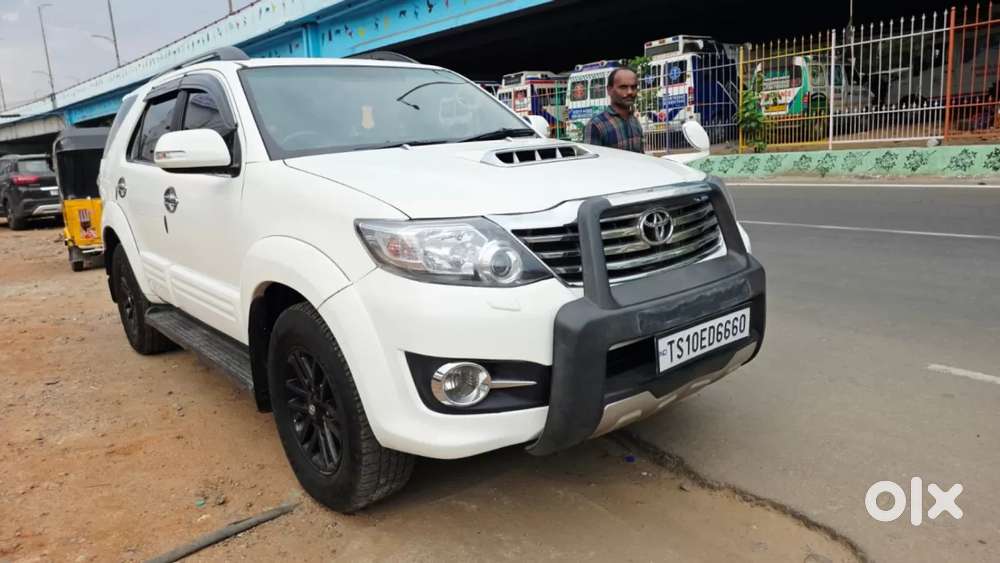Toyota Fortuner 3.0 4x4 Manual, 2015, Diesel
