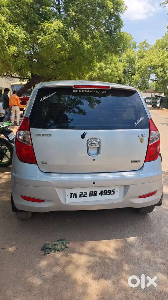 Hyundai I10 Sportz 2011