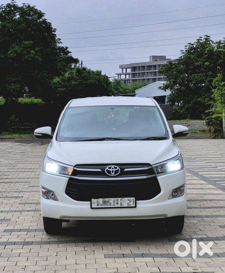 Toyota Innova Crysta 2.4 G Mt, 2016, Diesel