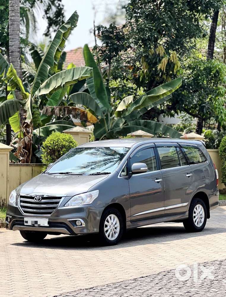 Toyota Innova 2.0 V, 2014, Diesel