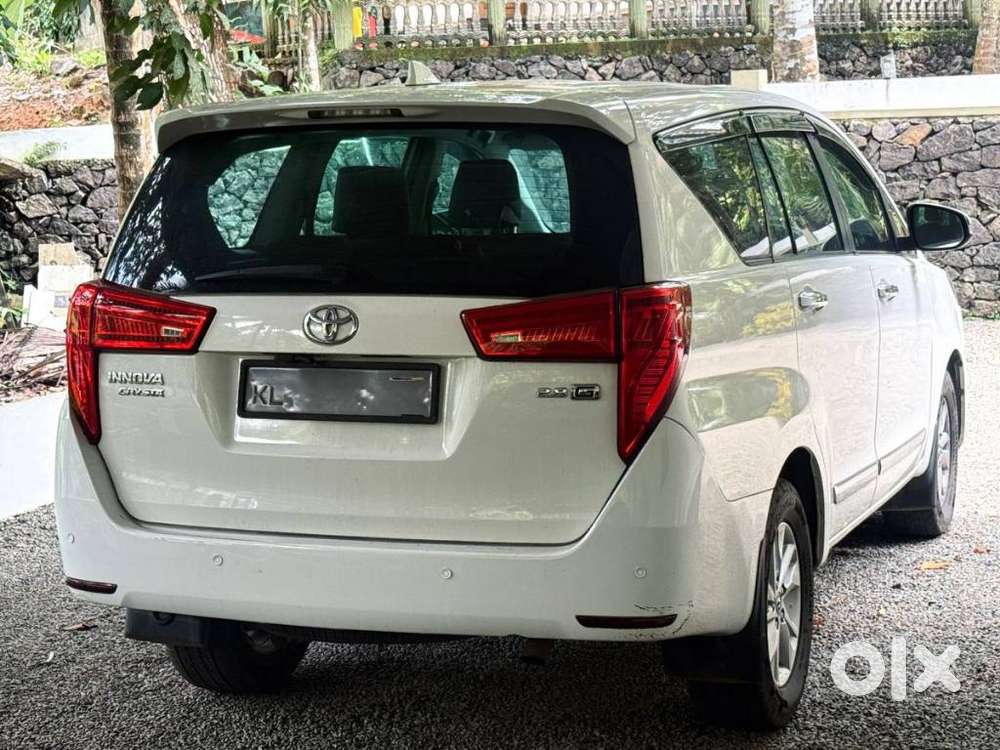 Toyota Innova Crysta 2.8 Gx At 7 Str, 2021, Diesel