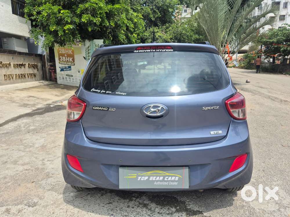 Hyundai Grand I10 Sportz, 2016, Petrol
