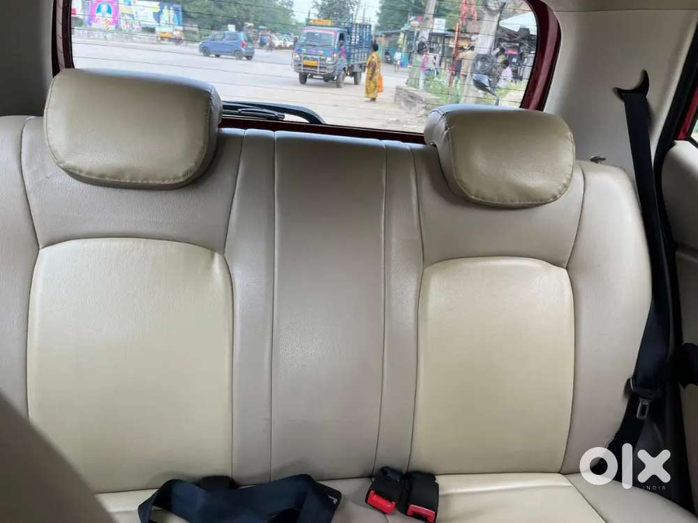 Hyundai I10 Asta 2011 Sunroof Automatic
