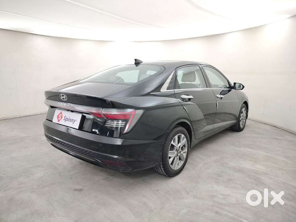 Hyundai Verna 1.5 Sx Petrol Mt, 2024, Petrol