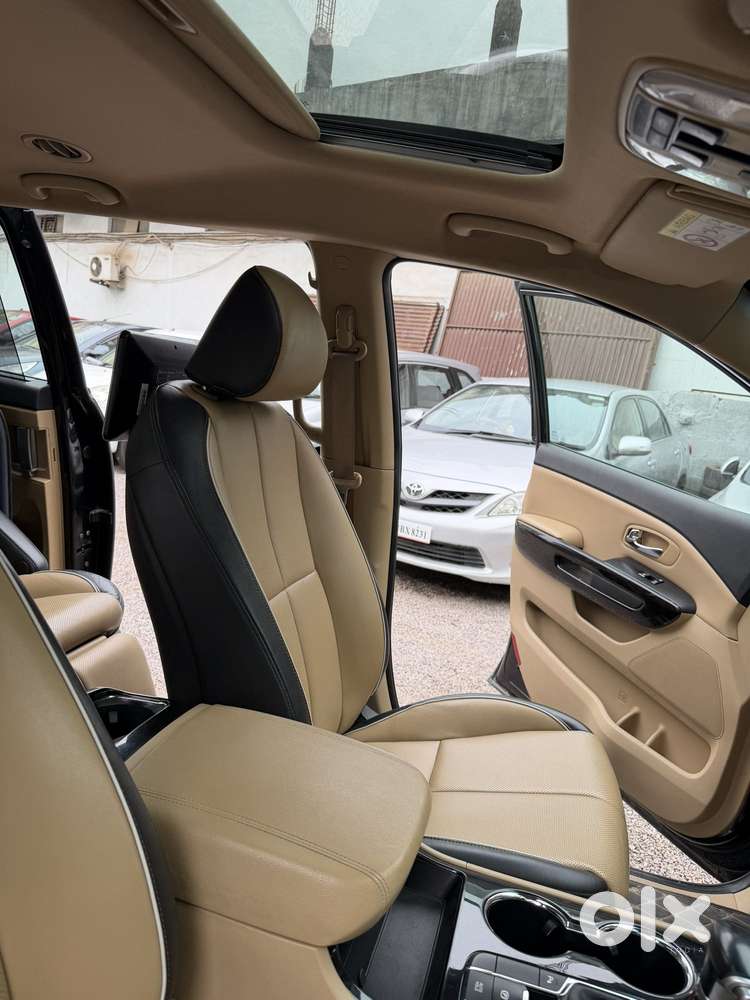 Kia Carnival Limousine Plus 7 Str, 2020, Diesel
