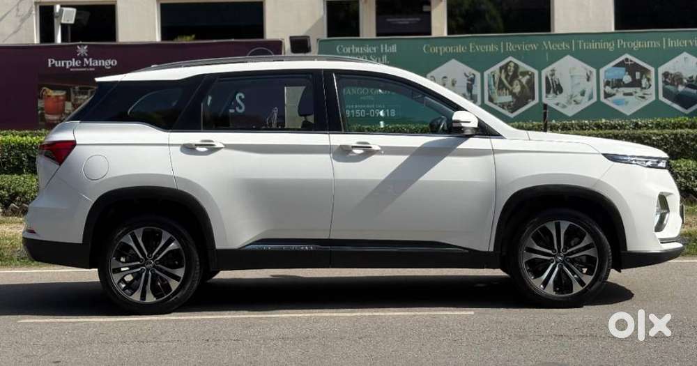 Mg Hector Plus 1.5 Sharp Turbo Cvt 6 Str, 2022, Petrol