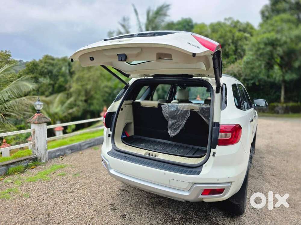 Ford Envdevour With Excellent Conditon 2020 Model